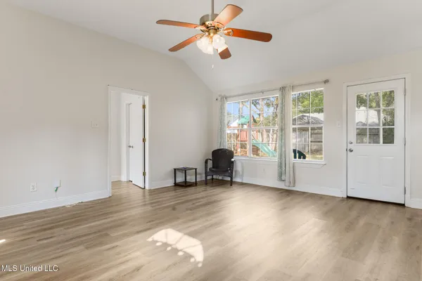 $218,000 | 6920 Pinehurst Drive, Ocean Springs, MS 39564