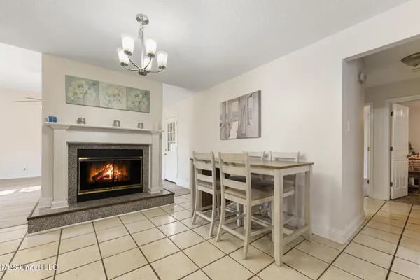 $218,000 | 6920 Pinehurst Drive, Ocean Springs, MS 39564