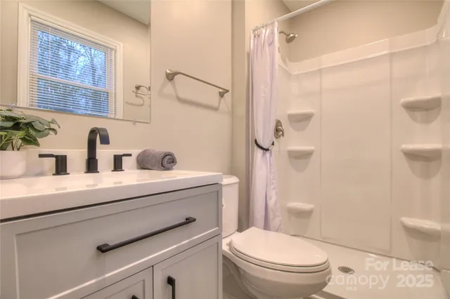 $1,750 | 1024 Sharon Drive, Waxhaw, NC 28173