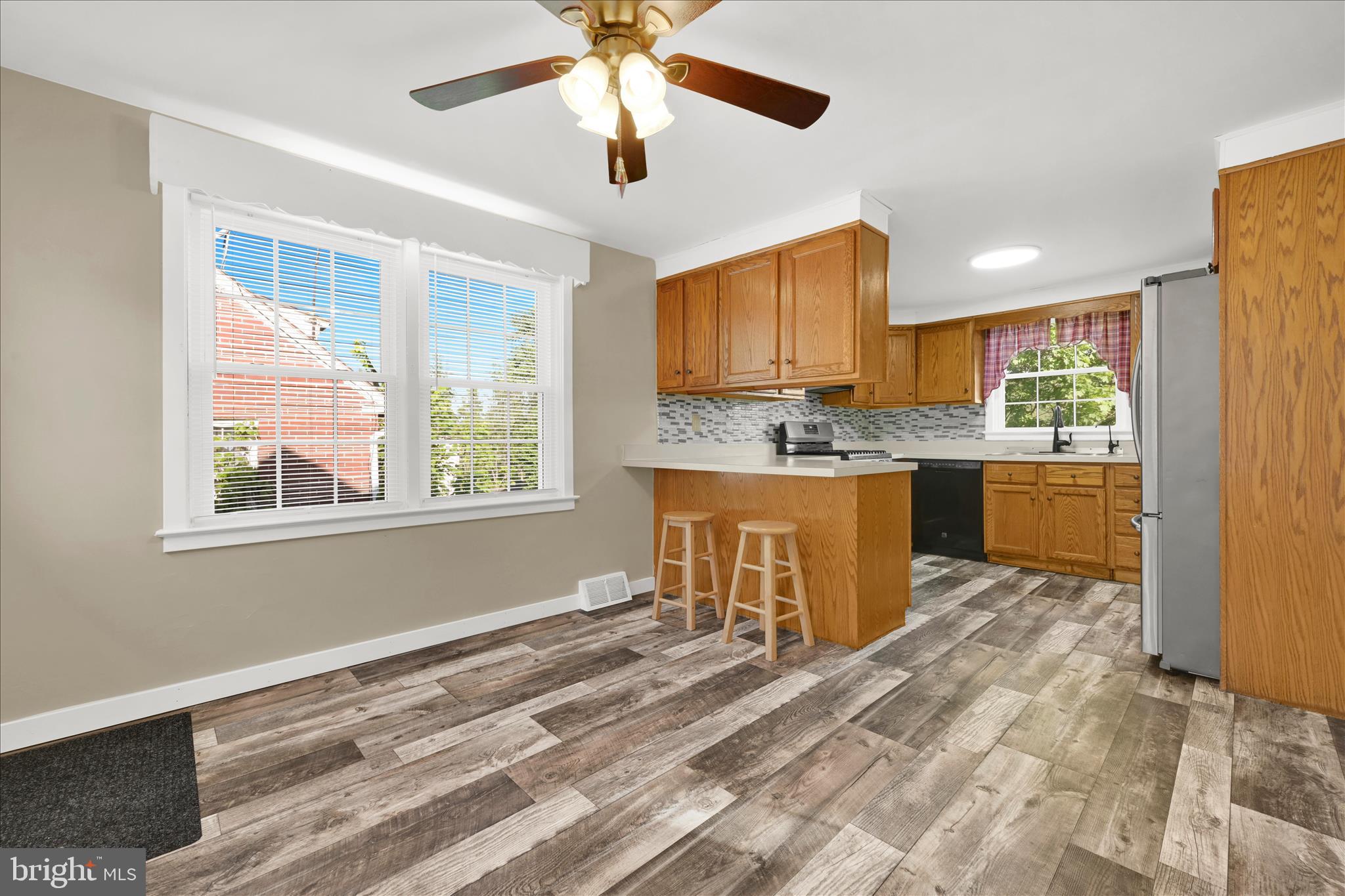 280 Bowmansville Road Mohnton, PA 19540 - Photo 7 of 33 Dining Area/Kitchen