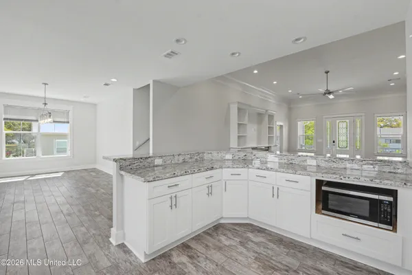 $889,100 | 6 Sherman Avenue, Pass Christian, MS 39571