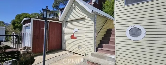 a view of a terrace with seating area