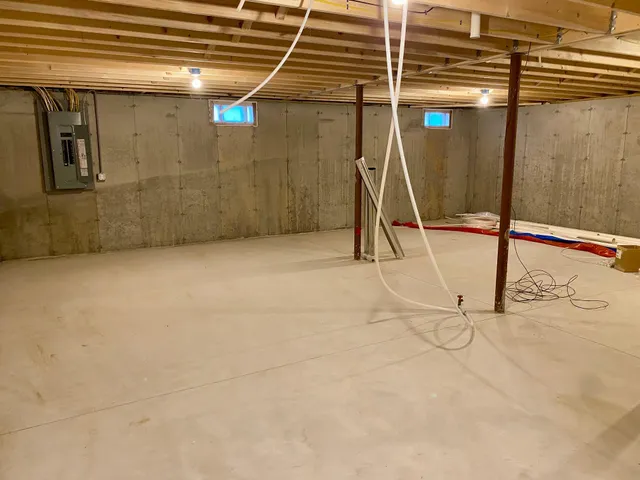 $599,900 | 47 Woodbrey Lane, Standish, ME 04084