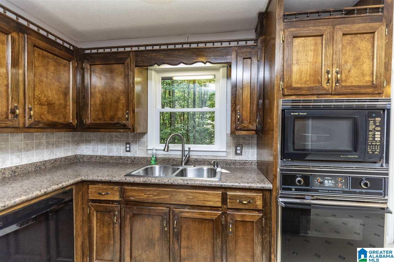 2588 Royal Way Pelham, AL 35124 - Photo 12 of 38