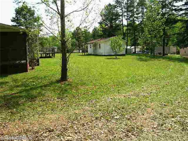 240 Snider Road Lexington, NC 27292 - Photo 3 of 11 Yard/Garden.