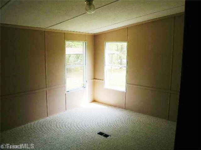 240 Snider Road Lexington, NC 27292 - Photo 6 of 11 2nd Bedroom.