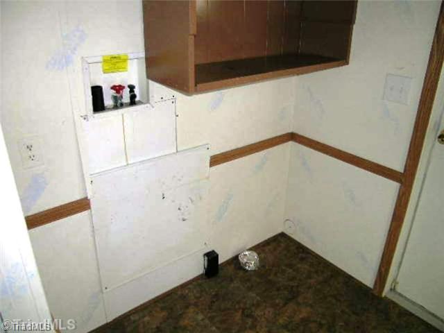240 Snider Road Lexington, NC 27292 - Photo 8 of 11 Laundry Room.