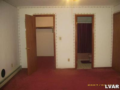 299 O. W Road Bangor, PA 18013 - Photo 11 of 14 Gallery Image 11