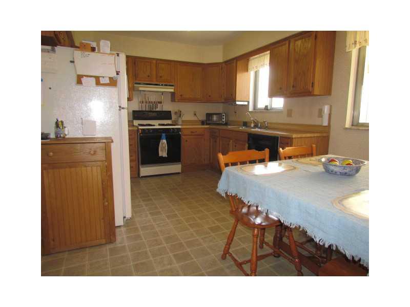 7415 Milhouse Road Indianapolis, IN 46221 - Photo 6 of 22