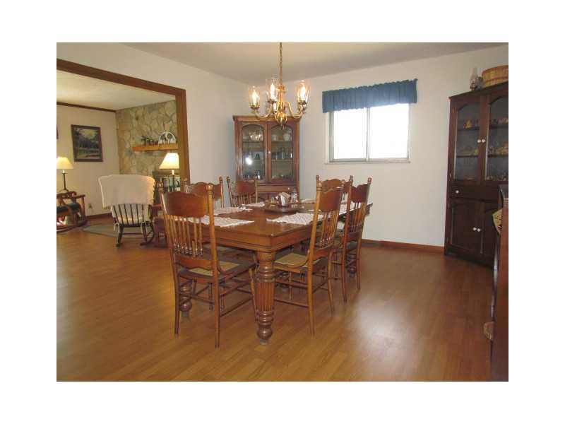 7415 Milhouse Road Indianapolis, IN 46221 - Photo 9 of 22