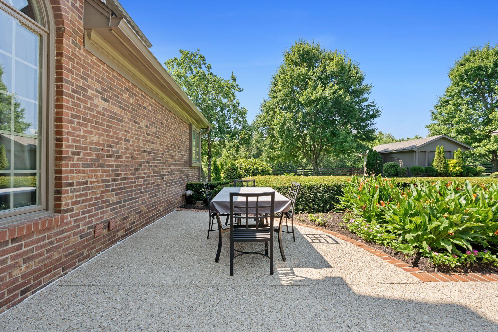 3905 North Cleveland Road Lexington, KY 40516 - Photo 125 of 188 164_F2008691