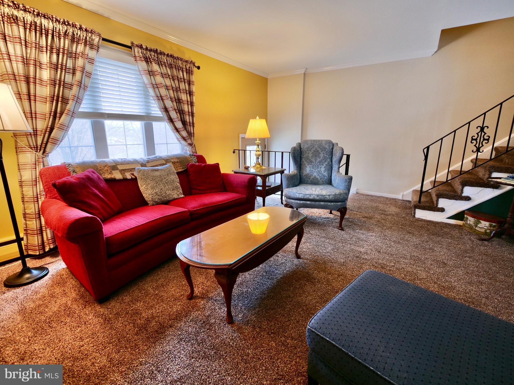 383 Hillside Road Ridley Park, PA 19078 - Photo 15 of 51 Second Floor Living room