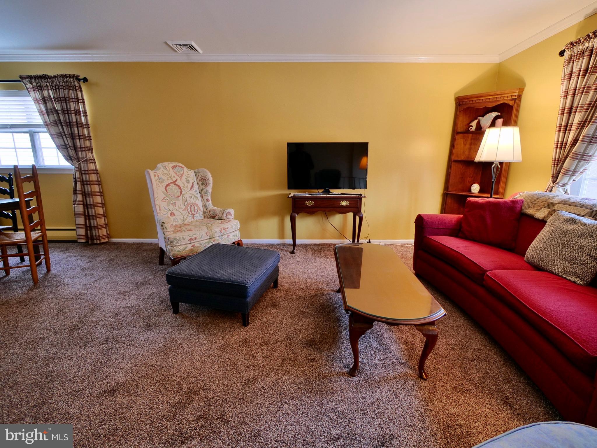 383 Hillside Road Ridley Park, PA 19078 - Photo 16 of 51 Second Floor Living room