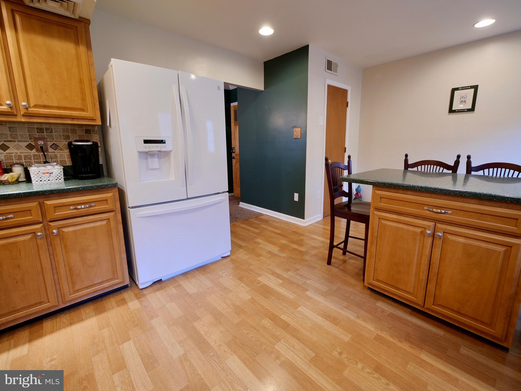 383 Hillside Road Ridley Park, PA 19078 - Photo 28 of 51 Second Floor - Kitchen