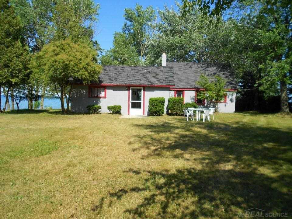 260 North Lakeshore Road Port Sanilac, MI 48469 - Photo 5 of 23