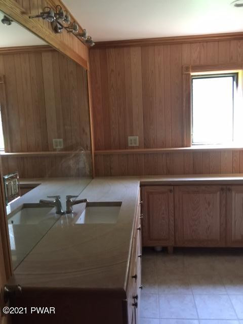 1070 Winterdale Road Starlight, PA 18461 - Photo 5 of 21