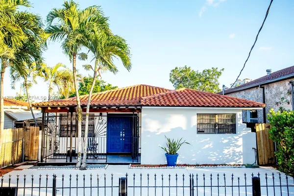 $889,000 | 3610 Southwest 14th Street, Miami, FL 33145