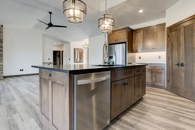 $659,900 | 1769 Bobby Jones Drive, De Pere, WI 54115