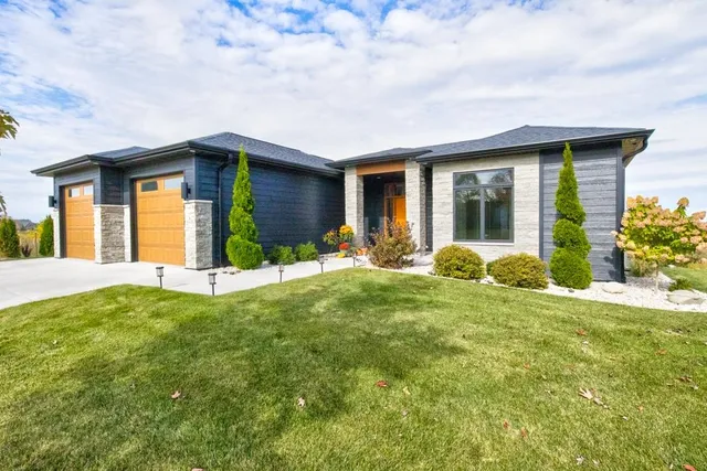 $659,900 | 1769 Bobby Jones Drive, De Pere, WI 54115