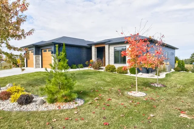 $659,900 | 1769 Bobby Jones Drive, De Pere, WI 54115