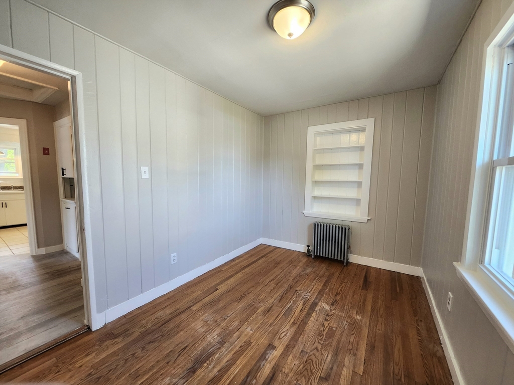 54 Phillips Avenue Springfield, MA 01119 - Photo 11 of 20 Gallery Image 11