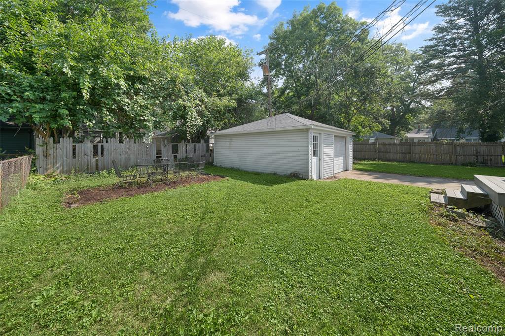567 Roth Boulevard Clawson, MI 48017 - Photo 21 of 26