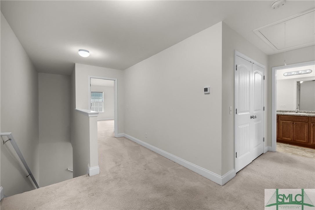 581 Governor Treutlen Drive Pooler, GA 31322 - Photo 18 of 38 Loft Hallway