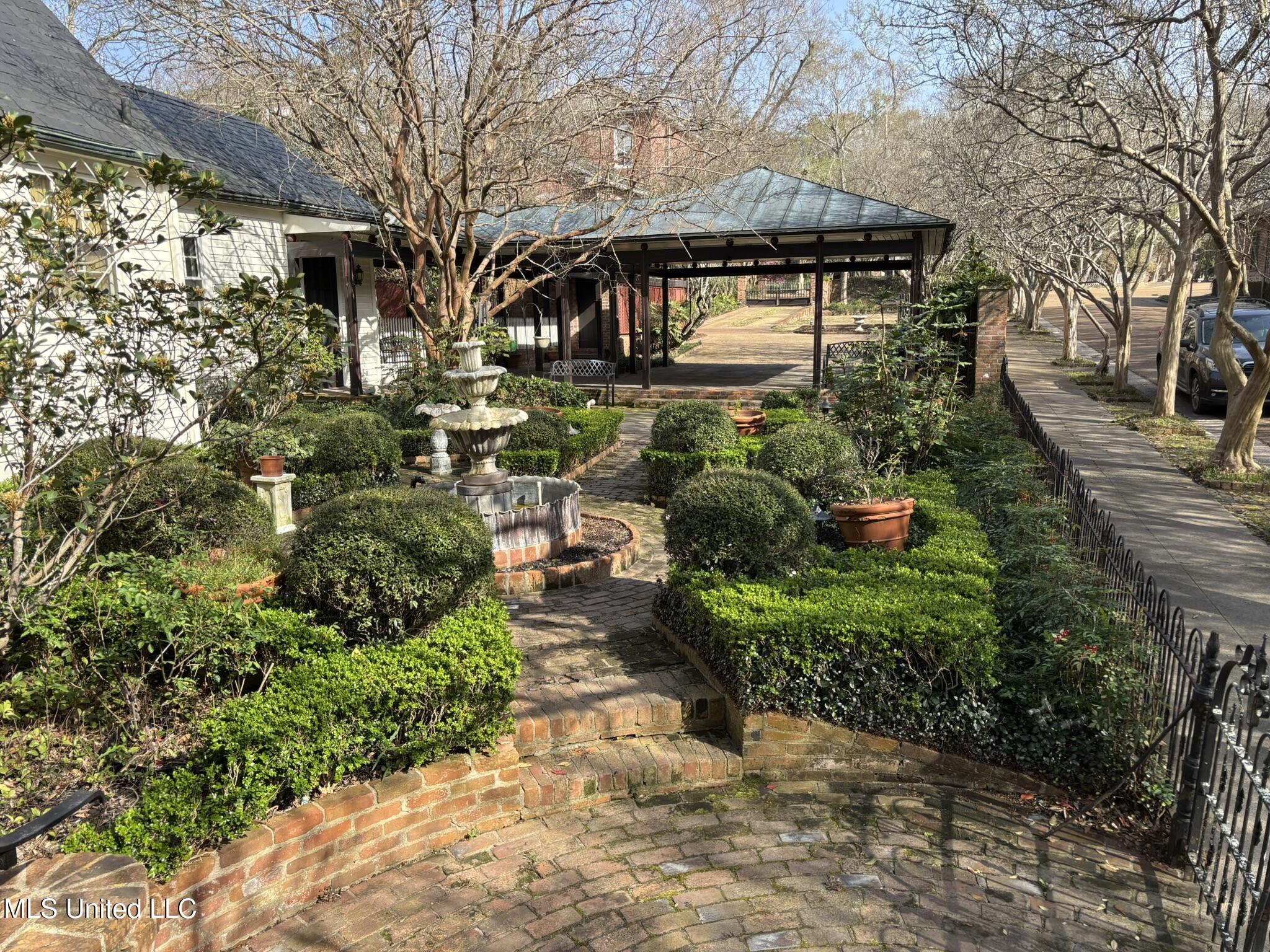 705 Washington Street Natchez, MS 39120 - Photo 54 of 57 IMG_1855