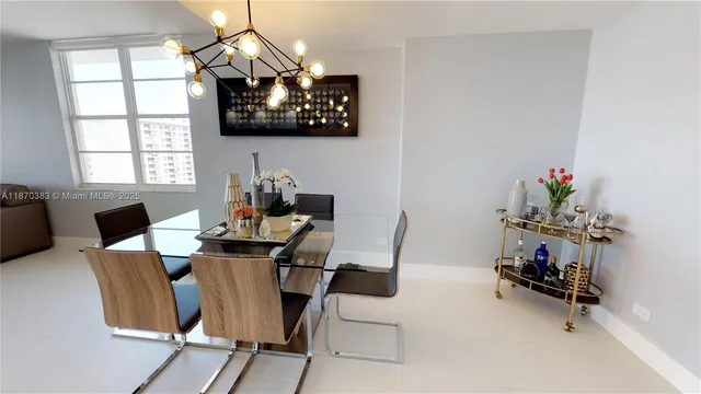 $5,000 | 5601 Collins Avenue, Unit 1225, Miami Beach, FL 33140