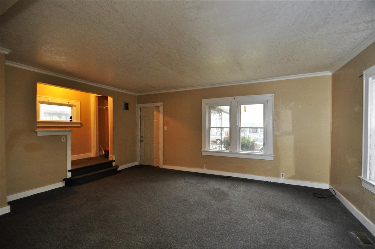 3922 Reed Street Fort Wayne, IN 46806 - Photo 2 of 13