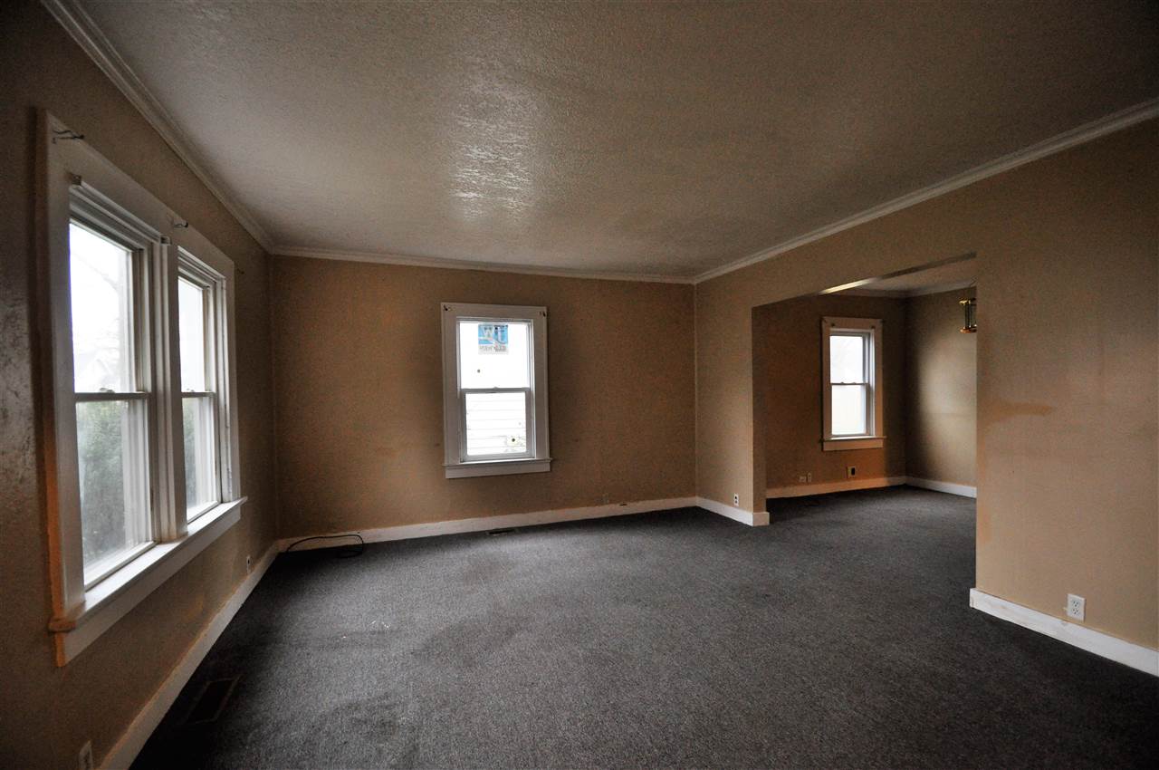 3922 Reed Street Fort Wayne, IN 46806 - Photo 3 of 13