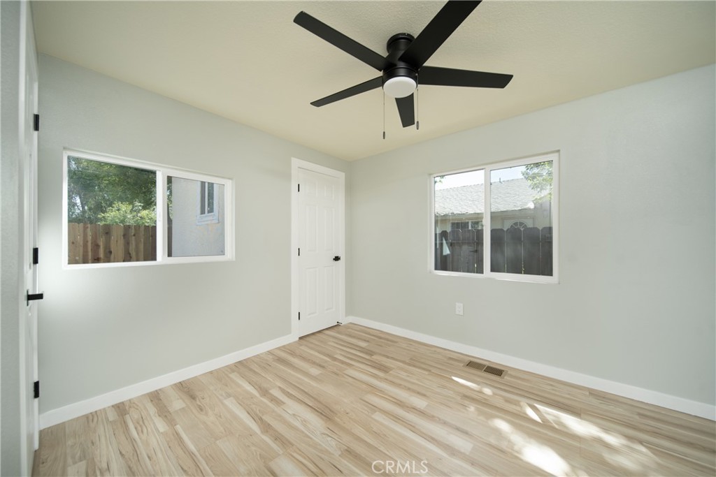 204 West 25th Street Merced, CA 95340 - Photo 14 of 22 bedroom 3