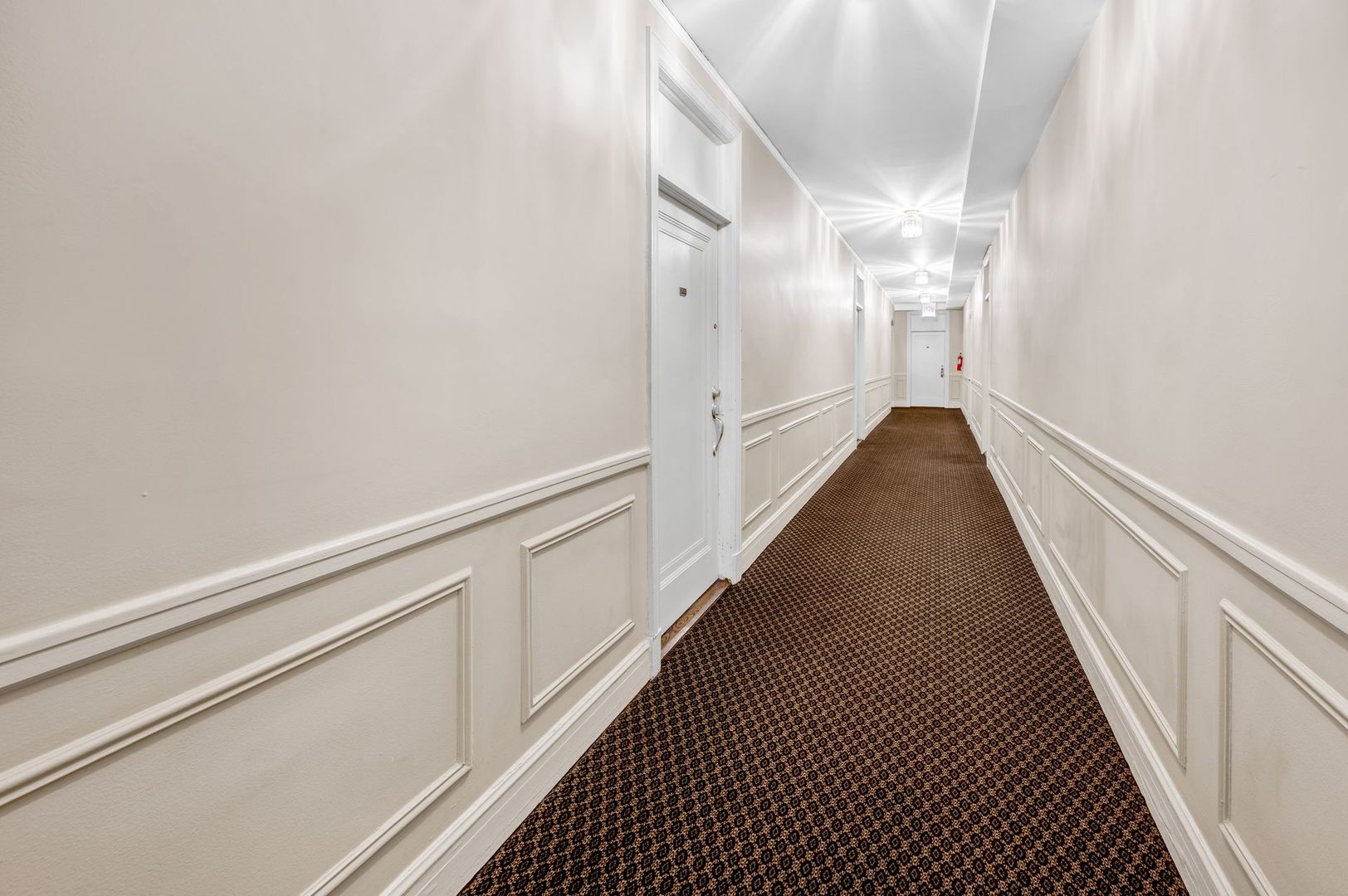 6101 North Sheridan Road, Unit 14H Chicago, IL 60660 - Photo 5 of 19