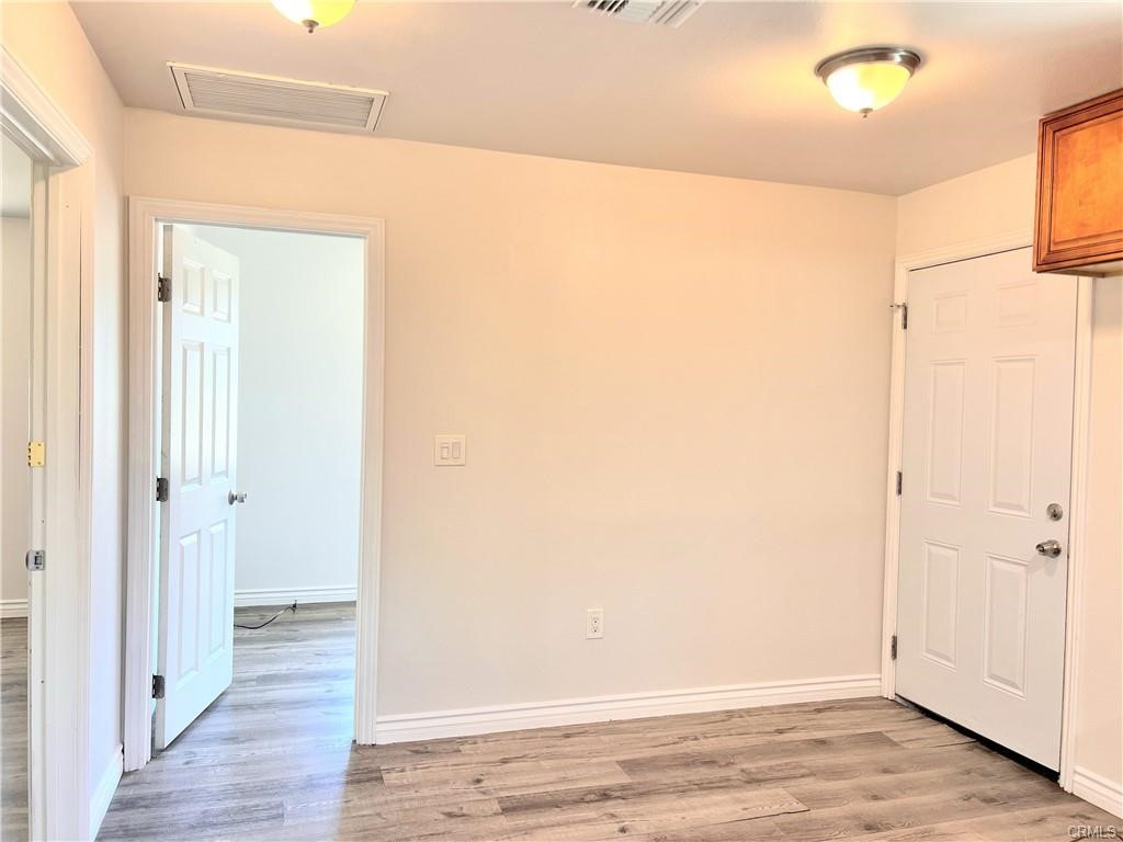 20009 Arminta Street Winnetka, CA 91306 - Photo 26 of 31