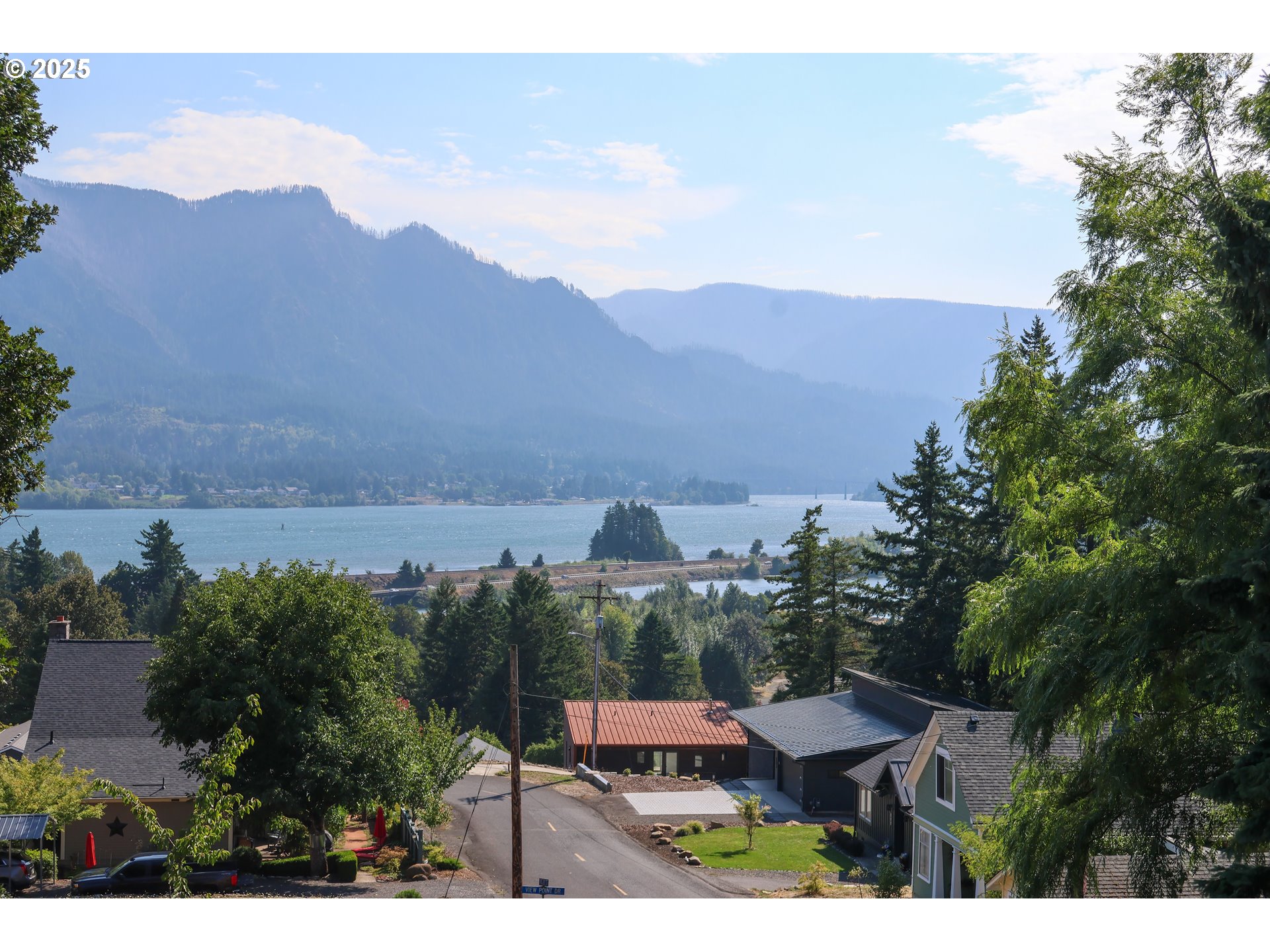 472 Northwest Hot Springs Alameda Road Stevenson, WA 98648 - Photo 13 of 28 a view of city and mountain