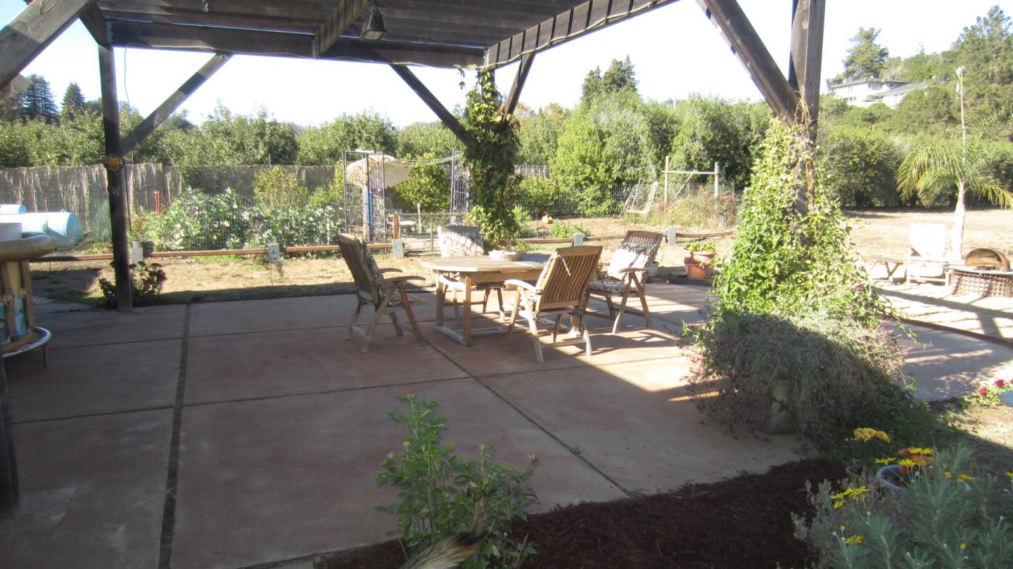 624 Pleasant Valley Road Aptos, CA 95003 - Photo 16 of 23 Gallery Image 16