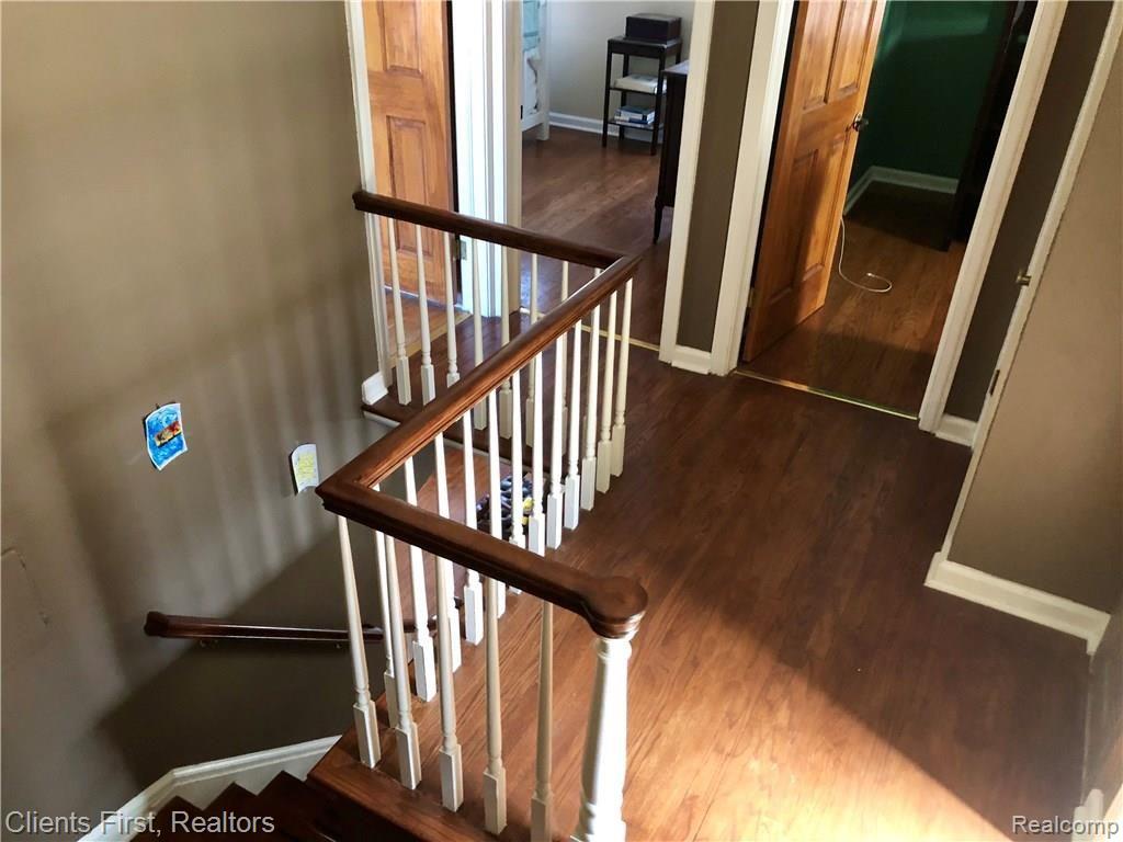 1331 Hampton Road Grosse Pointe, MI 48236 - Photo 14 of 25 IMG_0772.jpg