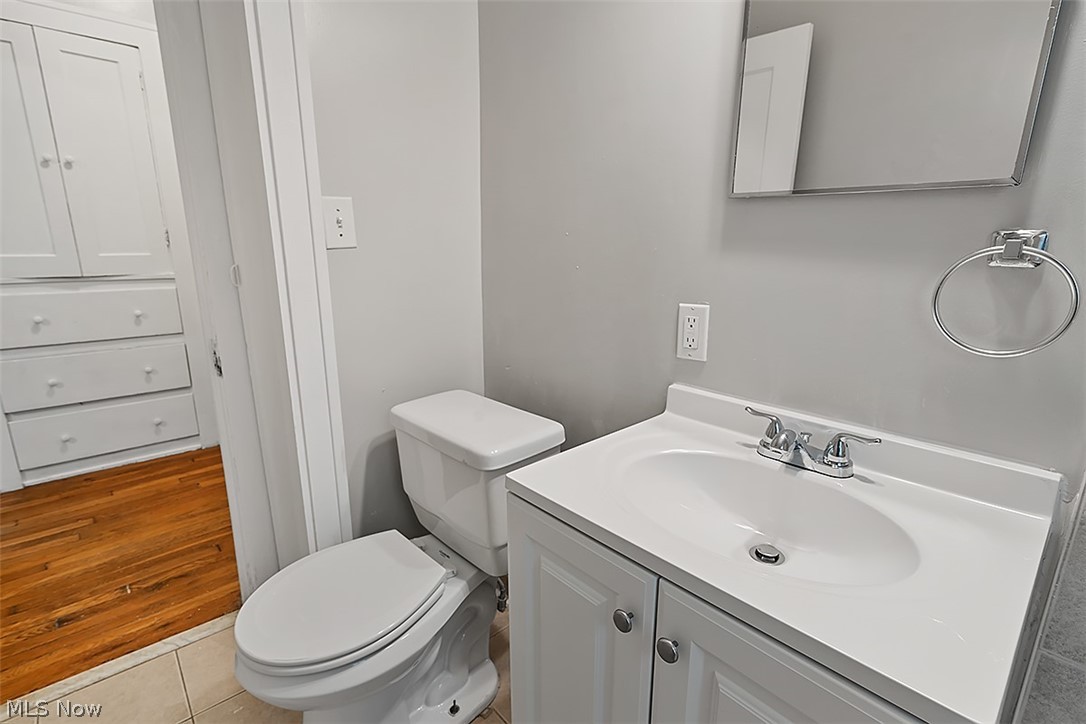 3584 Avalon Road Cleveland, OH 44120 - Photo 10 of 29