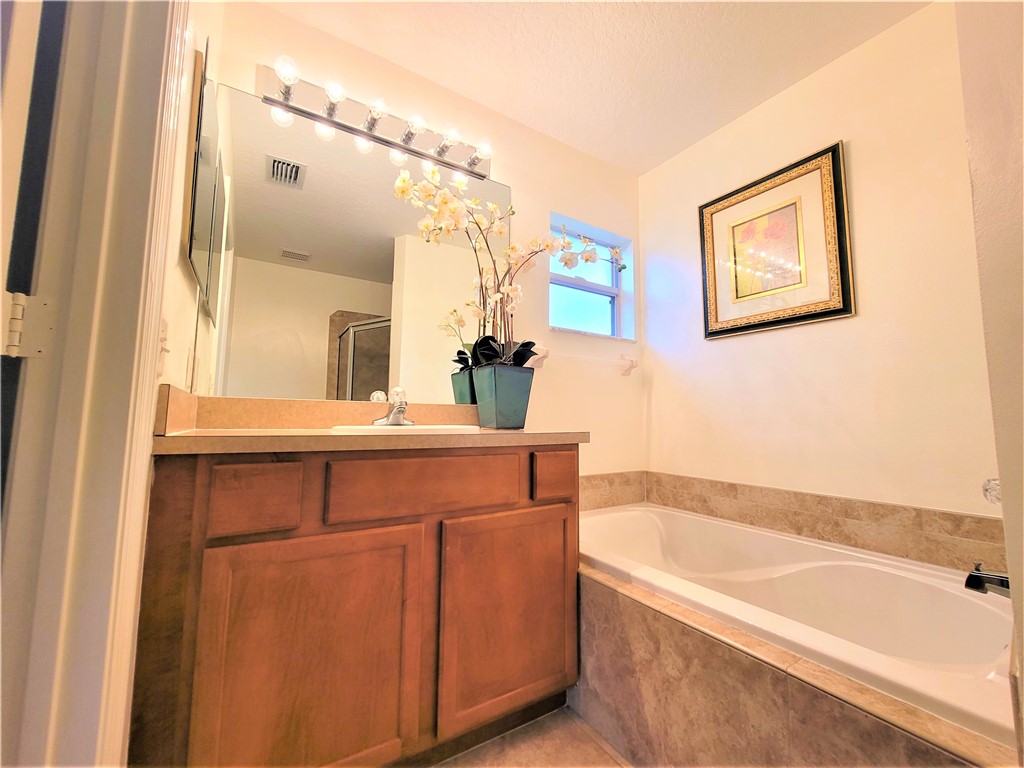 351 Del Monte Road, Unit B Sebastian, FL 32958 - Photo 19 of 36