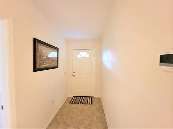 $2,000 | 351 Del Monte Road, Unit B, Sebastian, FL 32958