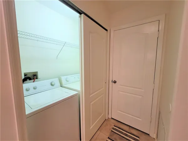 $2,000 | 351 Del Monte Road, Unit B, Sebastian, FL 32958
