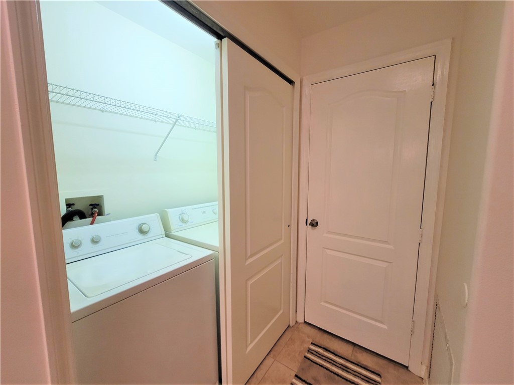 351 Del Monte Road, Unit B Sebastian, FL 32958 - Photo 24 of 36