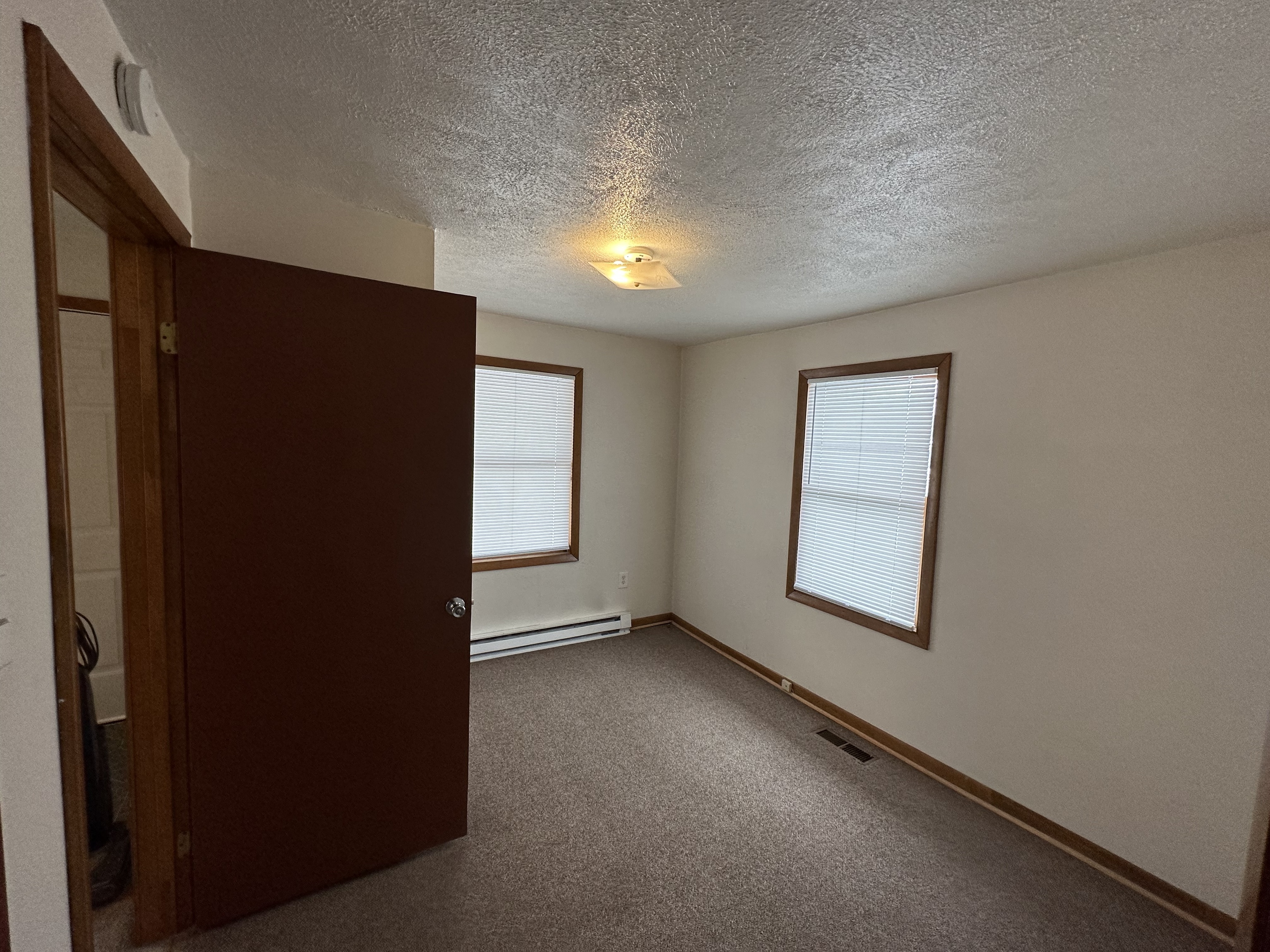 1404 West 3rd Street Anderson, IN 46016 - Photo 15 of 21