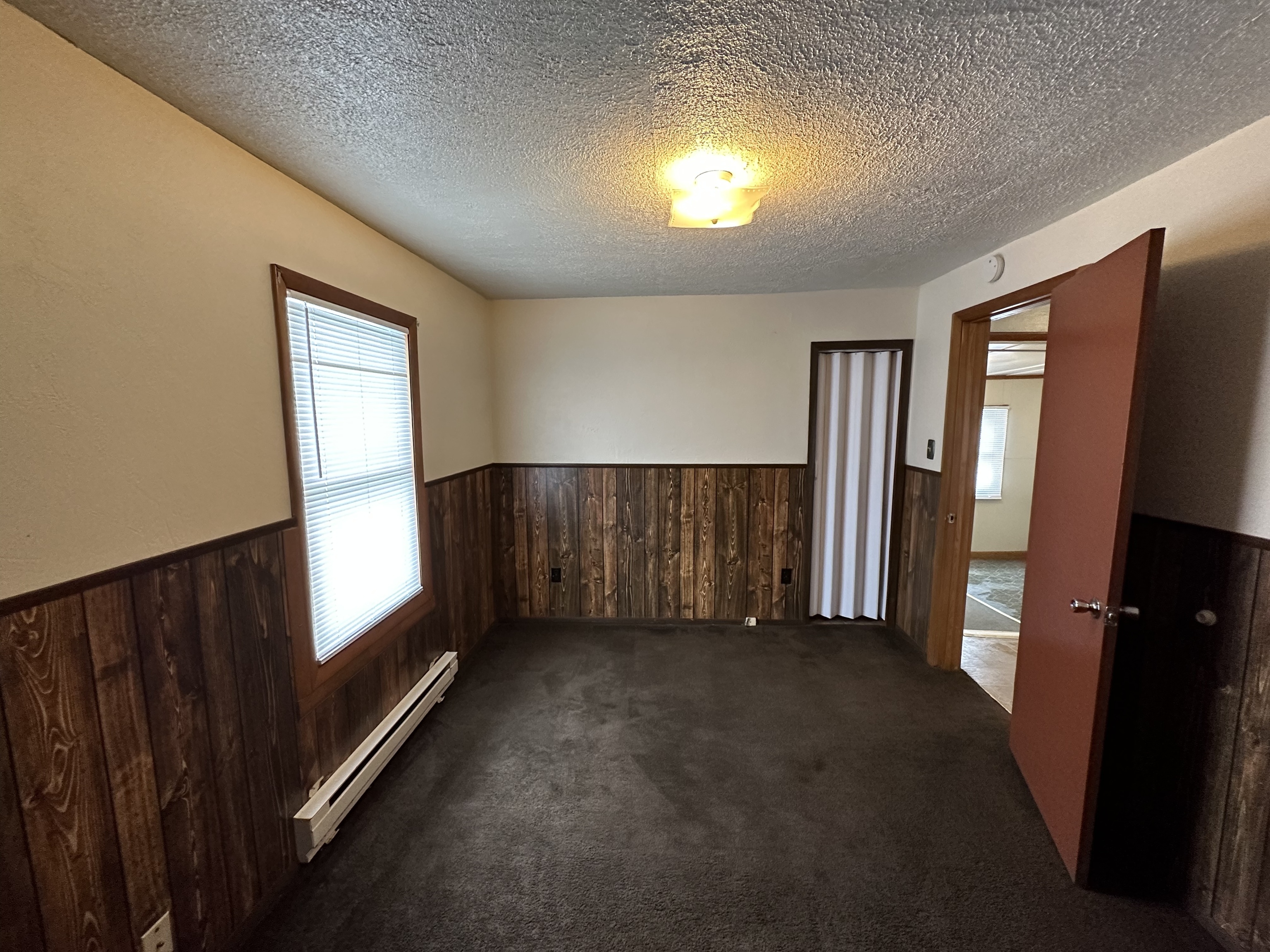 1404 West 3rd Street Anderson, IN 46016 - Photo 18 of 21