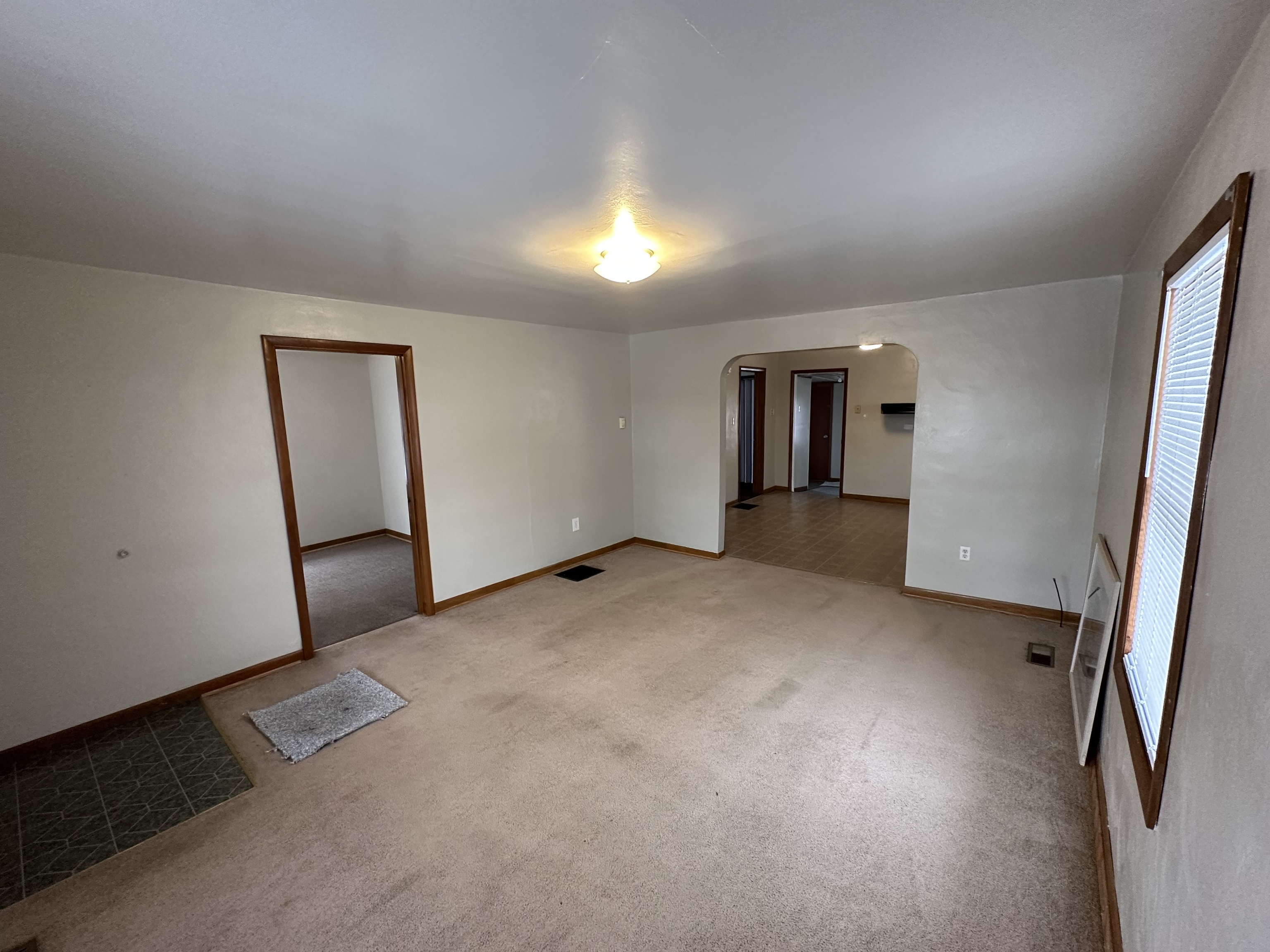 1404 West 3rd Street Anderson, IN 46016 - Photo 7 of 21