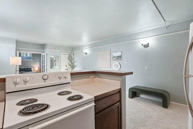 $175,000 | 852 North Summit Boulevard, Unit 102, Spokane, WA 99201