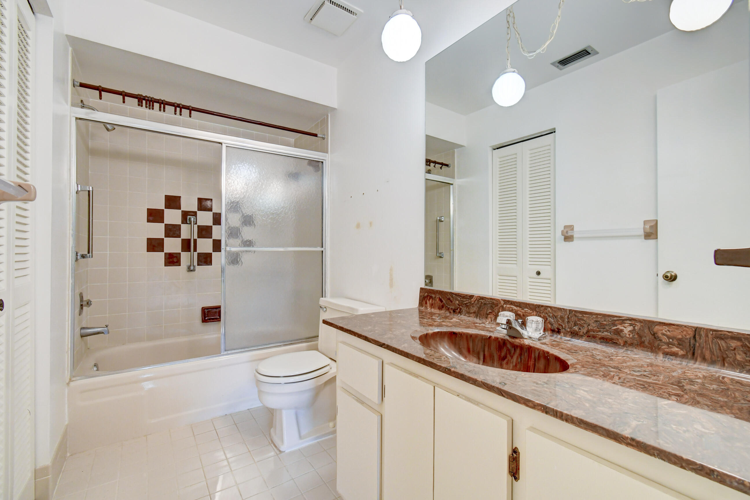 1663 Palmland Drive, Unit 17C Boynton Beach, FL 33436 - Photo 13 of 25 29_dsc_2652_3_4_5_6