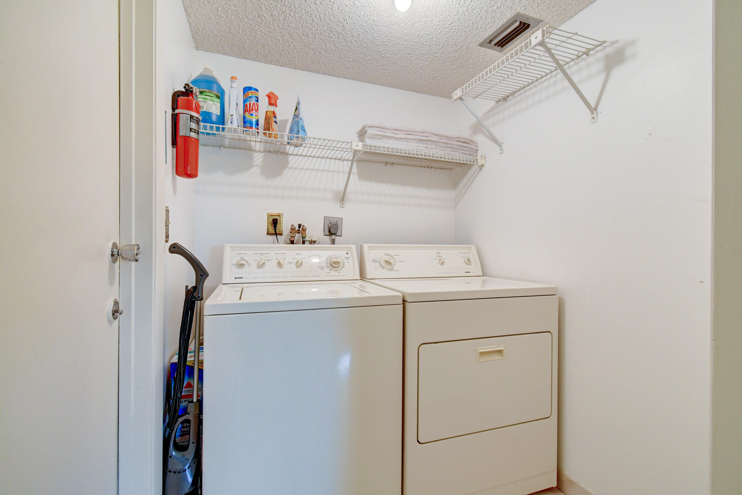 1663 Palmland Drive, Unit 17C Boynton Beach, FL 33436 - Photo 20 of 25 38_dsc_2717_18_19_20_21