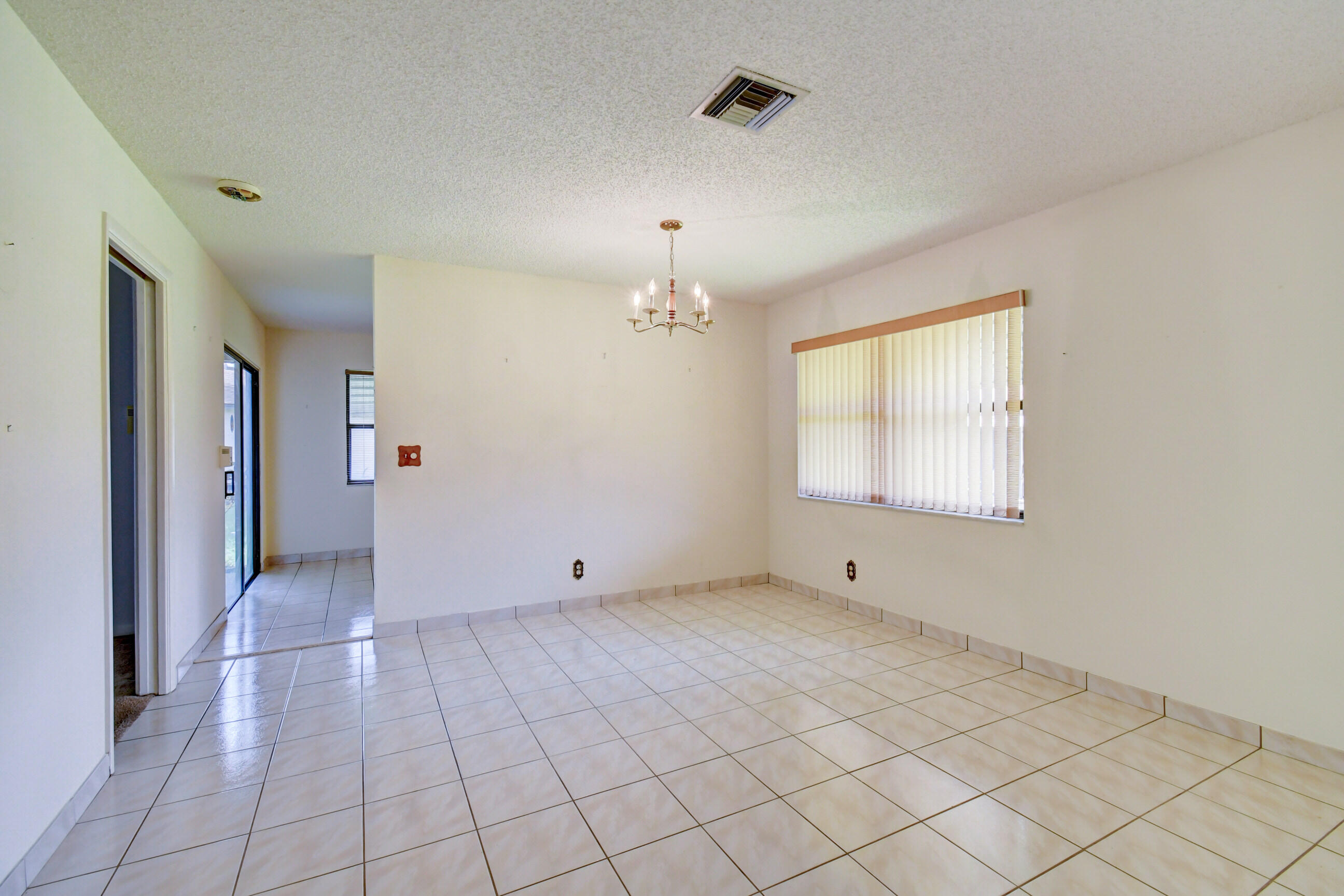 1663 Palmland Drive, Unit 17C Boynton Beach, FL 33436 - Photo 4 of 25 14_dsc_2502_3_4_5_6
