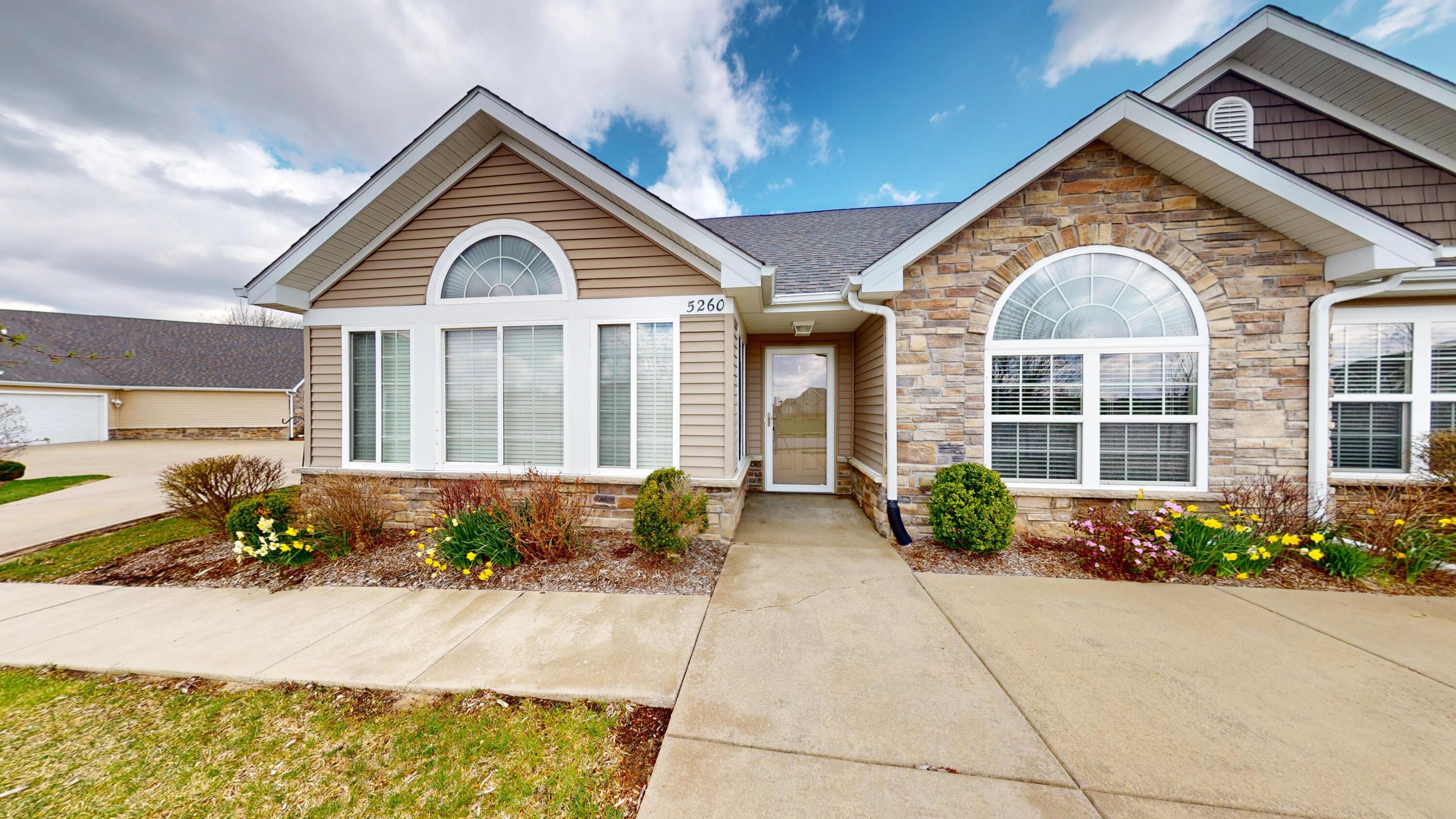 5260 East 109th Place Crown Point, IN 46307 - Photo 3 of 39 3000x1687